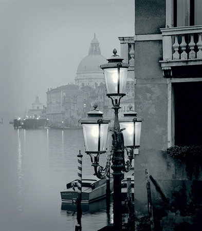 Lamp Post, Grand Canal